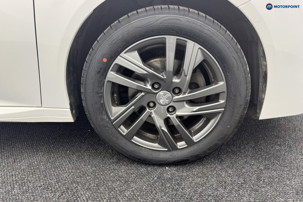 Peugeot 208 Active Premium -Plus Automatic Petrol Hatchback - Stock Number (1566559) - 28th supplementary image