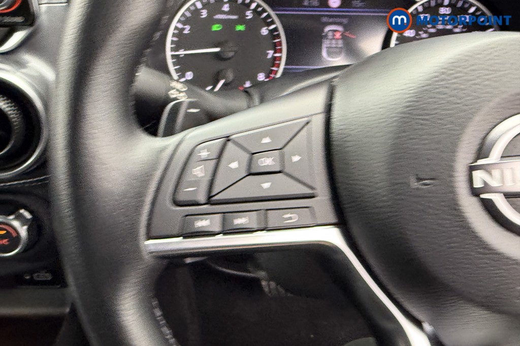 Nissan Juke N-Connecta Automatic Petrol SUV - Stock Number (1566893) - 15th supplementary image