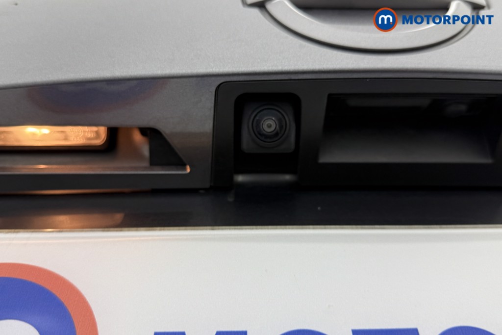 Nissan Juke N-Connecta Automatic Petrol SUV - Stock Number (1566893) - 22nd supplementary image