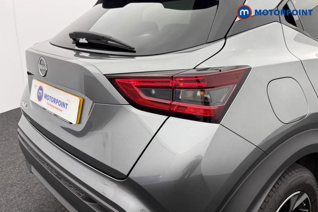 Nissan Juke N-Connecta Automatic Petrol SUV - Stock Number (1566893) - 28th supplementary image
