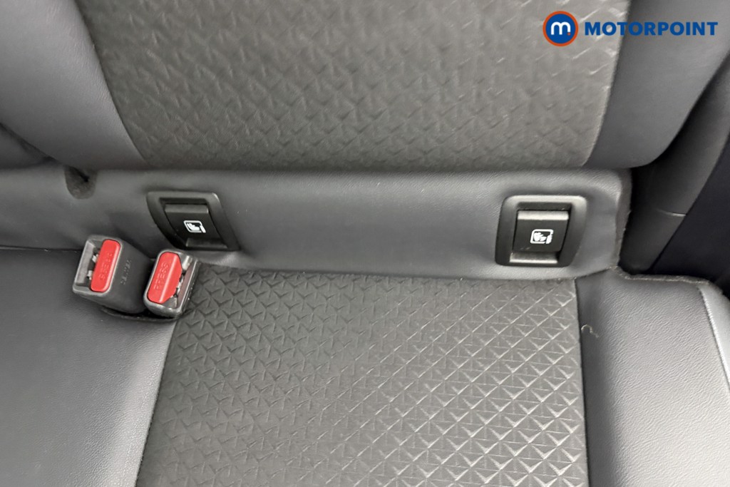 Nissan Juke N-Connecta Automatic Petrol SUV - Stock Number (1566898) - 23rd supplementary image