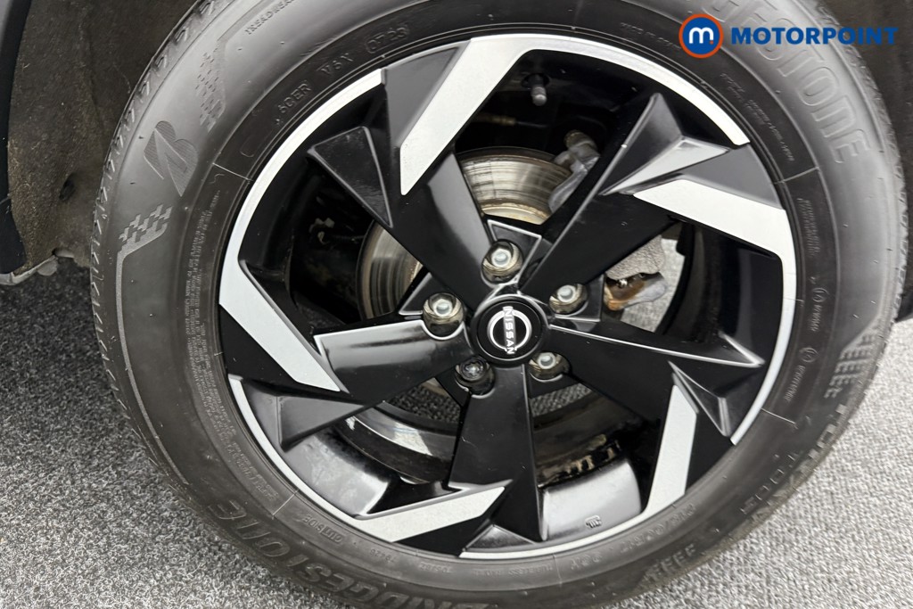 Nissan Juke N-Connecta Automatic Petrol SUV - Stock Number (1566898) - 29th supplementary image