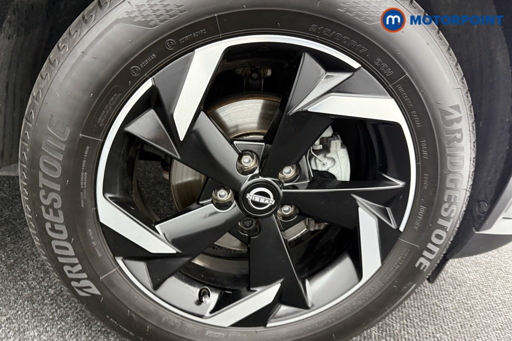 Nissan Juke N-Connecta Automatic Petrol SUV - Stock Number (1566898) - 31st supplementary image