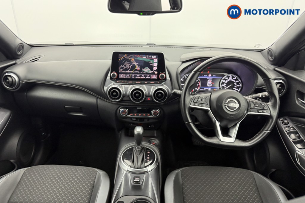 Nissan Juke N-Connecta Automatic Petrol SUV - Stock Number (1566898) - 1st supplementary image