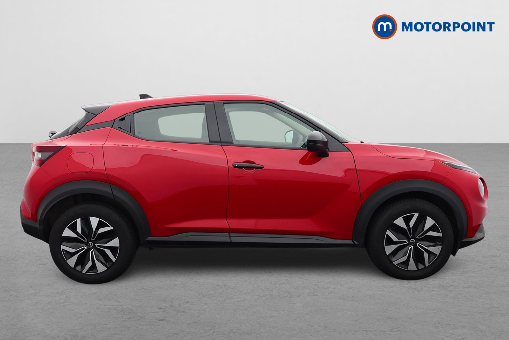 Nissan Juke Acenta Premium Automatic Petrol SUV - Stock Number (1566906) - Drivers side