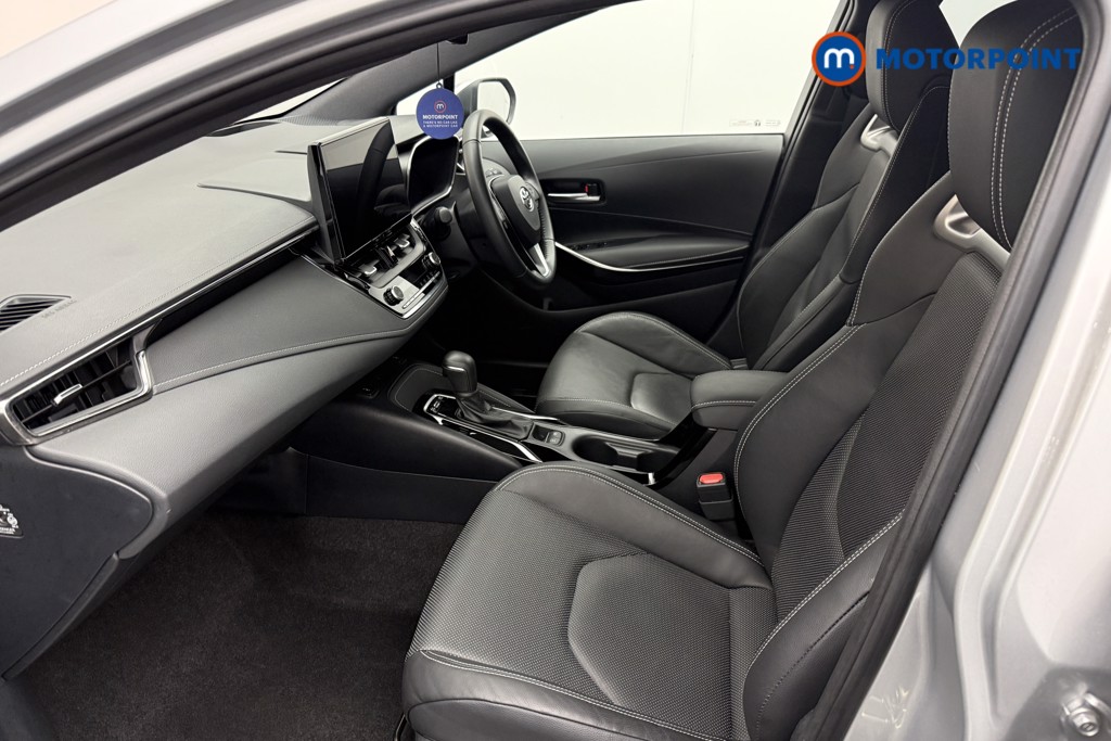 Toyota Corolla Excel Automatic Petrol-Electric Hybrid Hatchback - Stock Number (1567219) - 1st supplementary image
