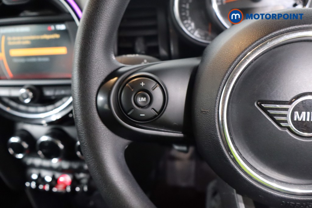 Mini Hatchback Cooper Classic Manual Petrol Hatchback - Stock Number (1567418) - 7th supplementary image