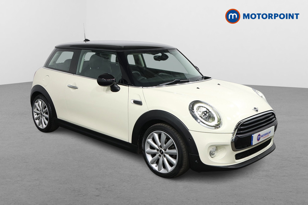Mini Hatchback Cooper Classic Manual Petrol Hatchback - Stock Number (1567418) - Drivers side front corner