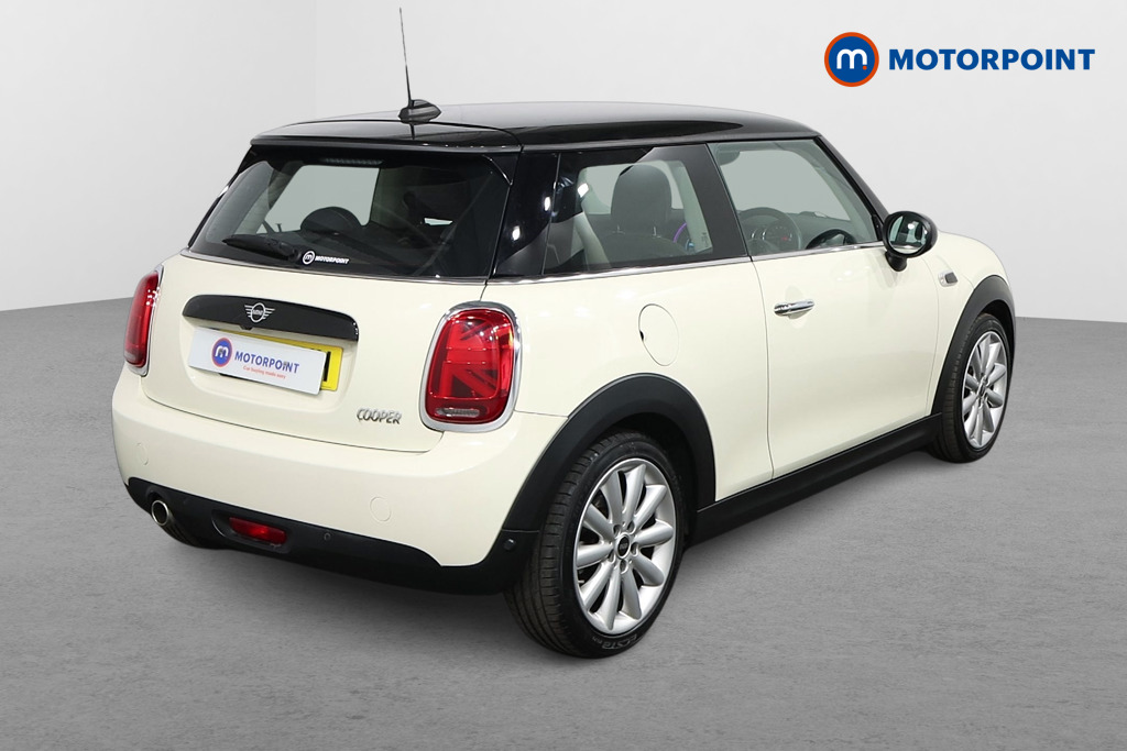 Mini Hatchback Cooper Classic Manual Petrol Hatchback - Stock Number (1567418) - Drivers side rear corner