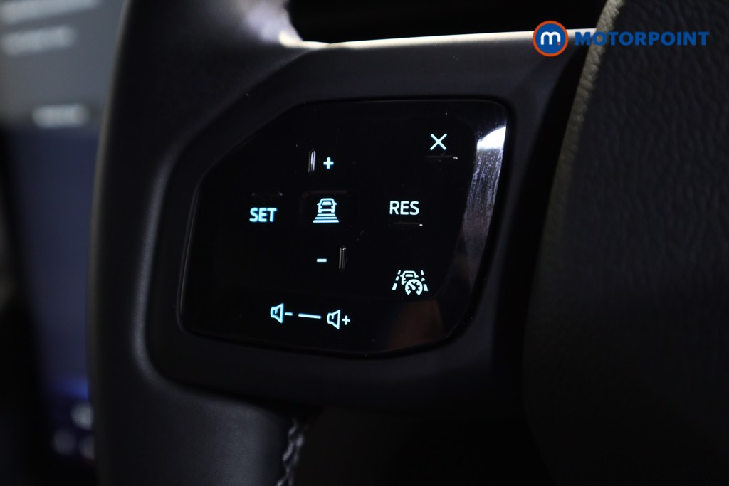 Ford Explorer Premium Automatic Electric SUV - Stock Number (1567685) - 4th supplementary image
