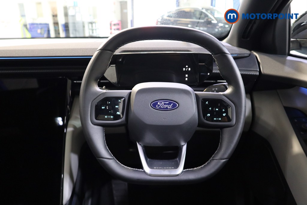 Ford Explorer Premium Automatic Electric SUV - Stock Number (1567713) - 2nd supplementary image