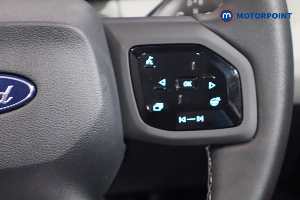 Ford Explorer Premium Automatic Electric SUV - Stock Number (1567725) - 8th supplementary image