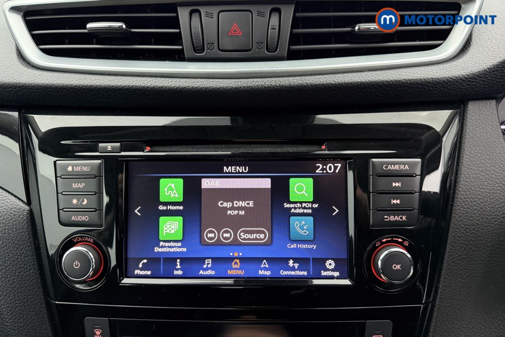 Nissan Qashqai Acenta Premium Manual Diesel SUV - Stock Number (1567829) - 8th supplementary image