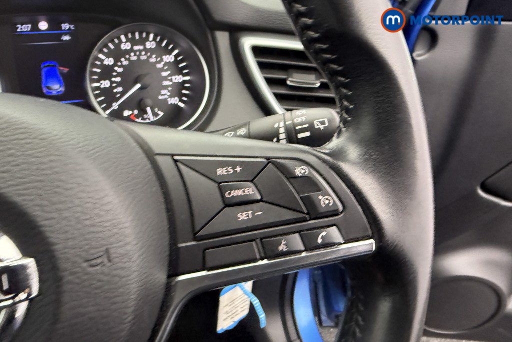 Nissan Qashqai Acenta Premium Manual Diesel SUV - Stock Number (1567829) - 14th supplementary image