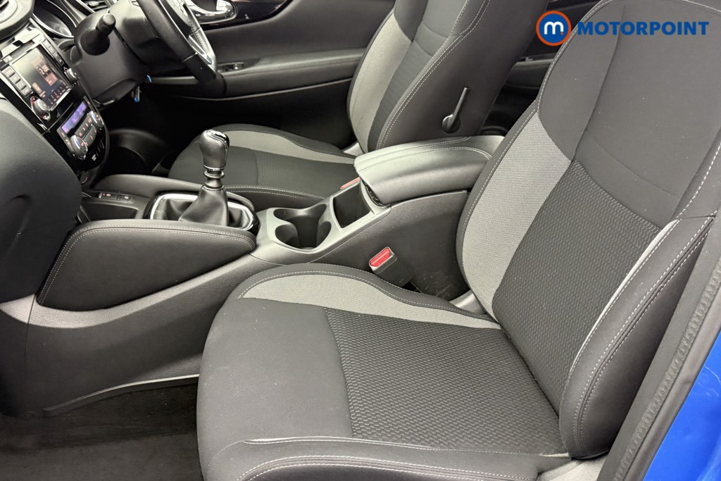 Nissan Qashqai Acenta Premium Manual Diesel SUV - Stock Number (1567829) - 22nd supplementary image