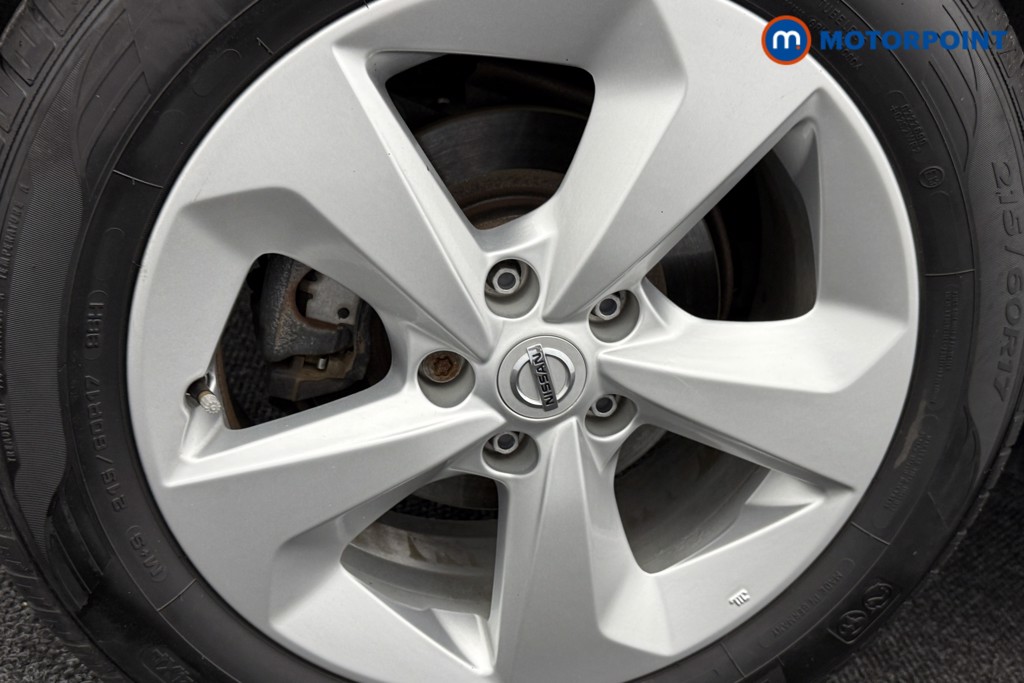 Nissan Qashqai Acenta Premium Manual Diesel SUV - Stock Number (1567829) - 31st supplementary image