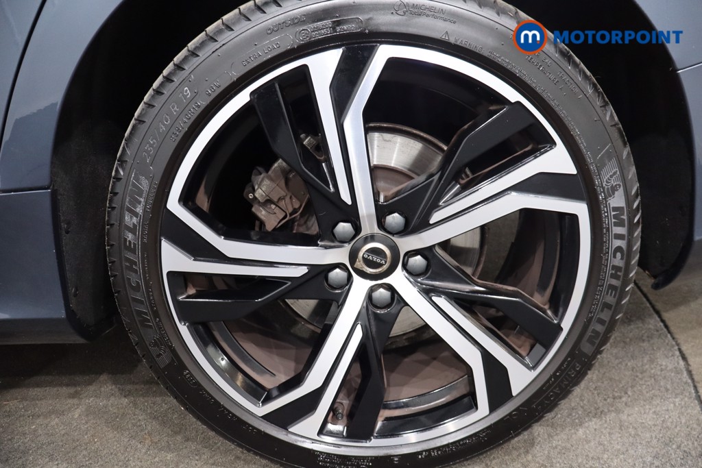 Volvo V60 Plus Automatic Petrol Estate - Stock Number (1567839) - 12th supplementary image