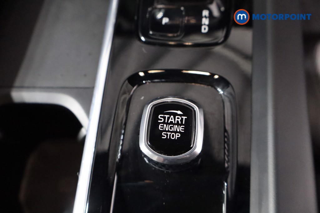 Volvo V60 Plus Automatic Petrol Estate - Stock Number (1567839) - 13th supplementary image