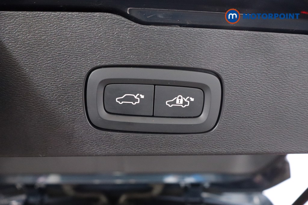 Volvo V60 Plus Automatic Petrol Estate - Stock Number (1567839) - 38th supplementary image