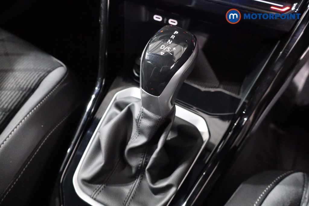 Volkswagen T-Roc R-Line Automatic Petrol SUV - Stock Number (1567880) - 14th supplementary image