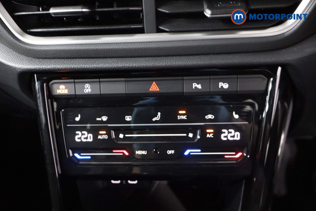 Volkswagen T-Roc R-Line Automatic Petrol SUV - Stock Number (1567880) - 16th supplementary image