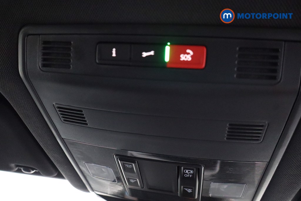 Volkswagen T-Roc R-Line Automatic Petrol SUV - Stock Number (1567880) - 17th supplementary image