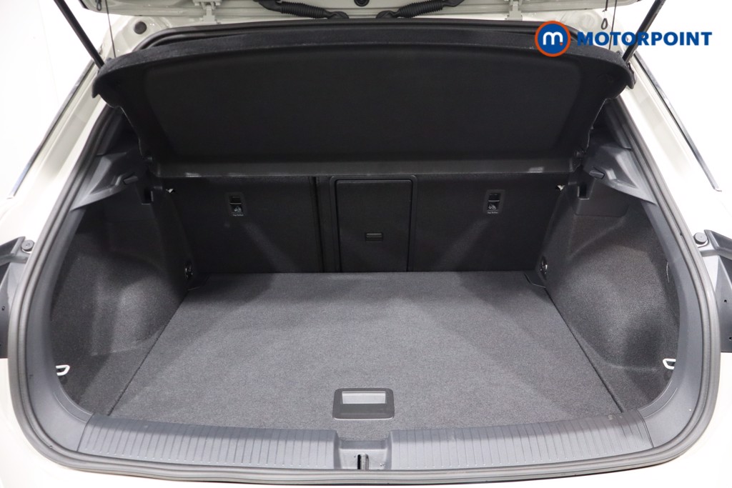 Volkswagen T-Roc R-Line Automatic Petrol SUV - Stock Number (1567880) - 36th supplementary image