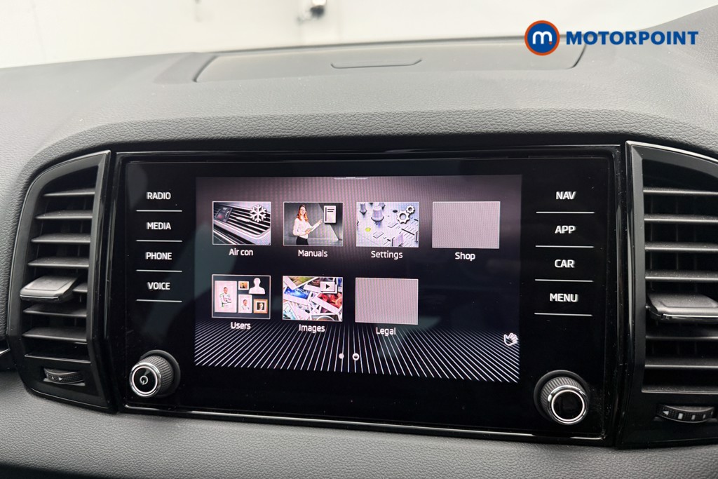 Skoda Karoq Sportline Manual Petrol SUV - Stock Number (1567889) - 6th supplementary image