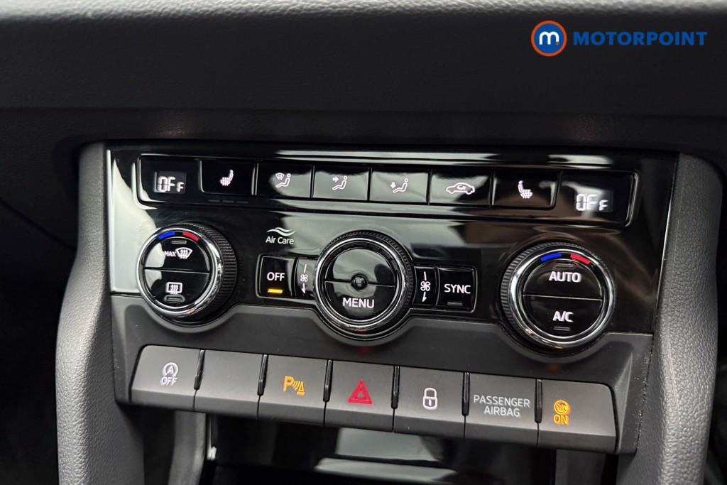 Skoda Karoq Sportline Manual Petrol SUV - Stock Number (1567889) - 9th supplementary image