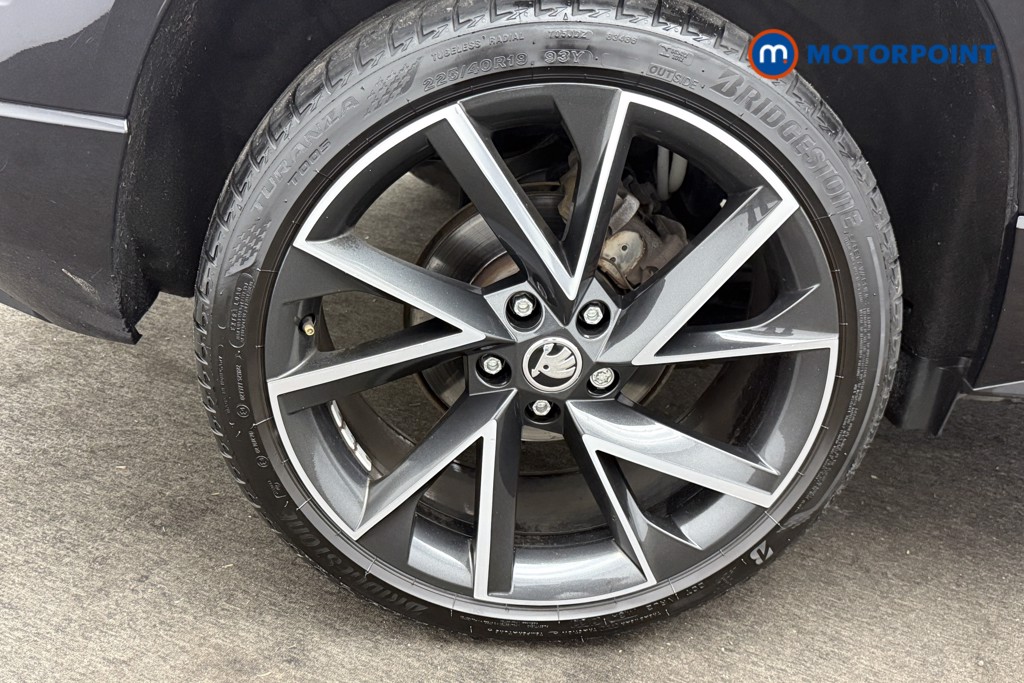 Skoda Karoq Sportline Manual Petrol SUV - Stock Number (1567889) - 21st supplementary image