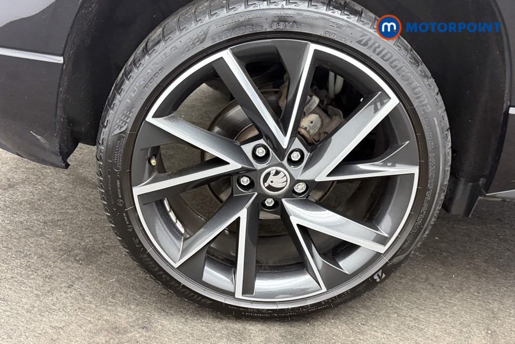 Skoda Karoq Sportline Manual Petrol SUV - Stock Number (1567889) - 22nd supplementary image