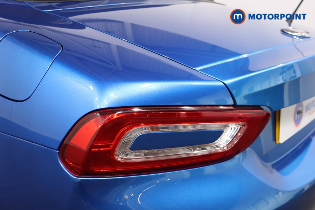 Fiat 124 Spider Lusso Manual Petrol Convertible - Stock Number (1568219) - 29th supplementary image