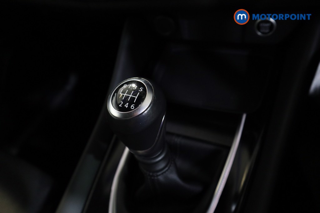 Nissan Qashqai N-Connecta Manual Petrol SUV - Stock Number (1568267) - 10th supplementary image