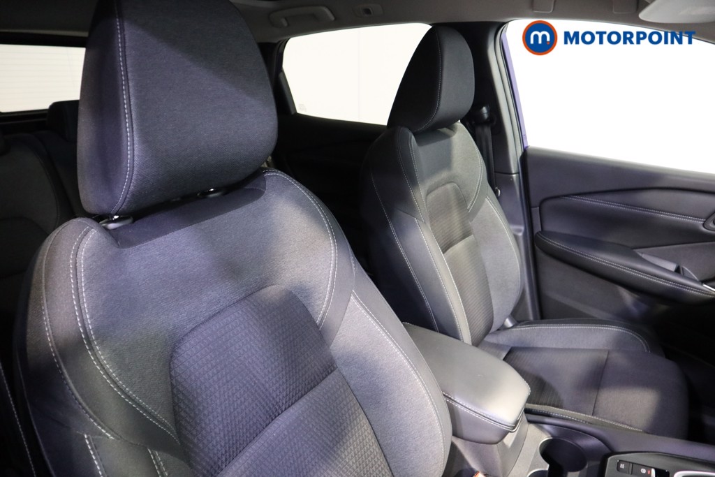 Nissan Qashqai N-Connecta Manual Petrol SUV - Stock Number (1568267) - 11th supplementary image