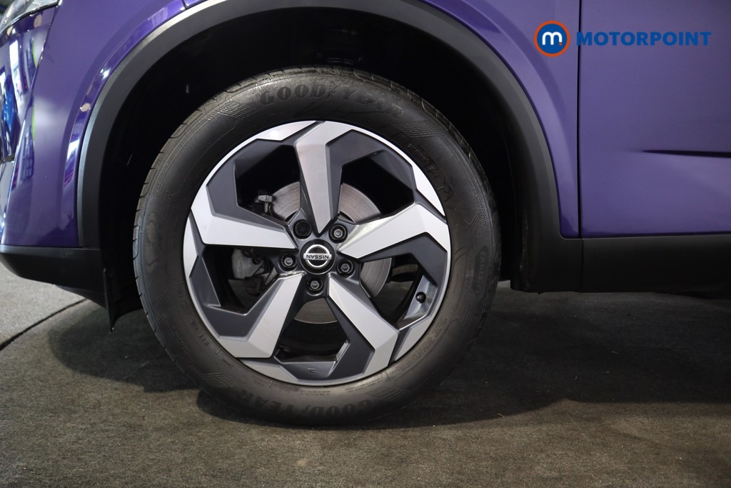 Nissan Qashqai N-Connecta Manual Petrol SUV - Stock Number (1568267) - 16th supplementary image