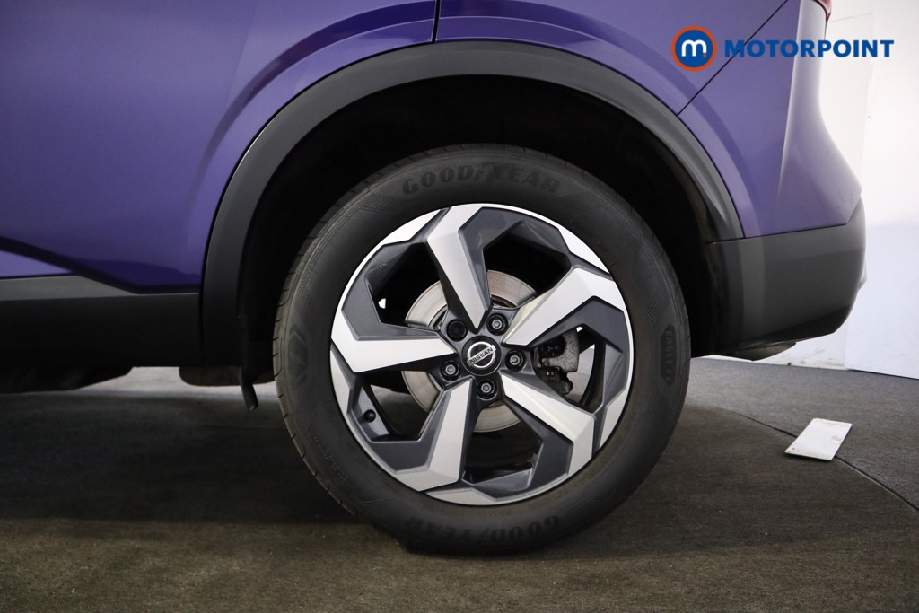 Nissan Qashqai N-Connecta Manual Petrol SUV - Stock Number (1568267) - 17th supplementary image