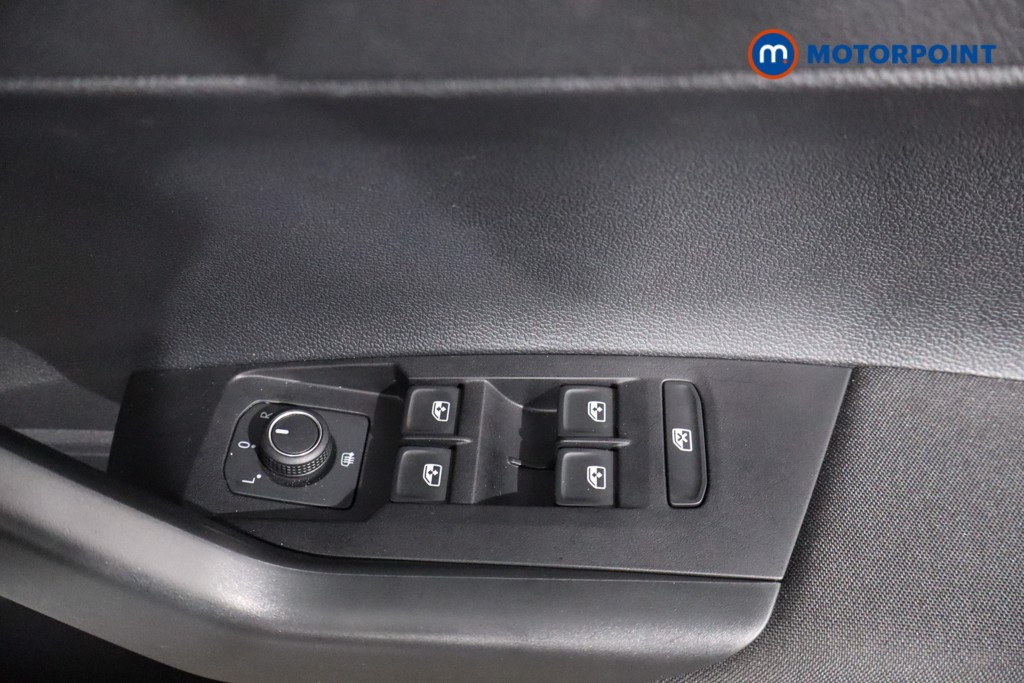 Volkswagen Polo Match Manual Petrol Hatchback - Stock Number (1568360) - 22nd supplementary image