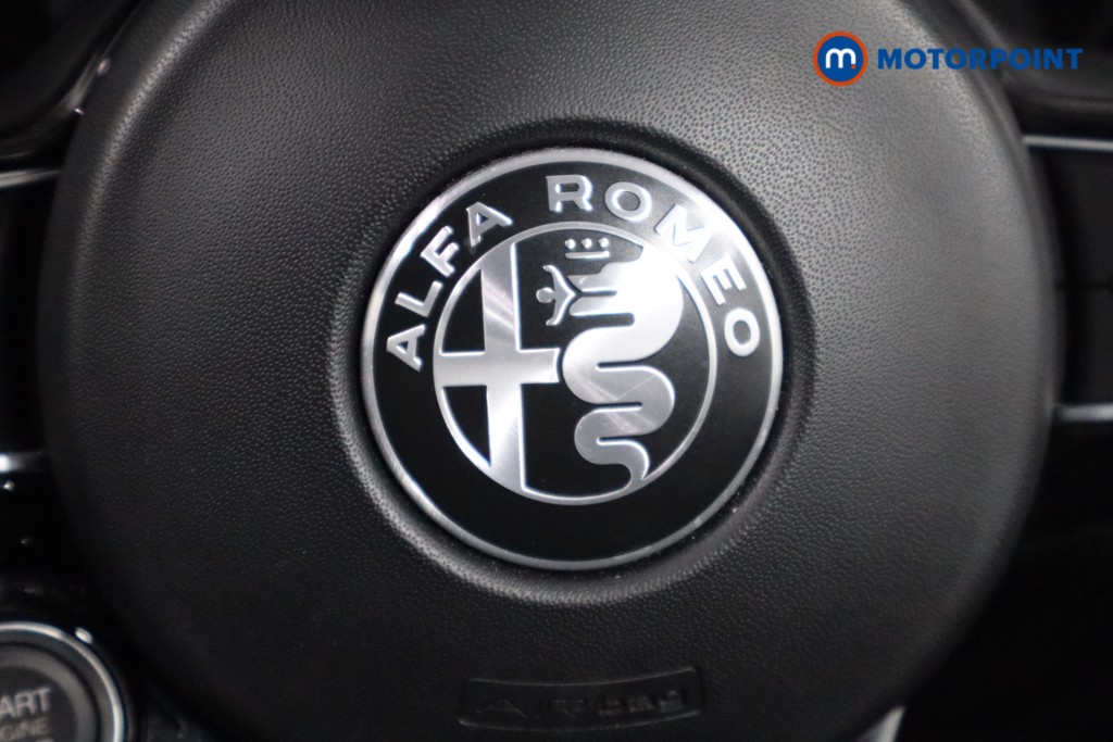 Alfa Romeo Giulia Lusso Ti Automatic Diesel Saloon - Stock Number (1568494) - 15th supplementary image