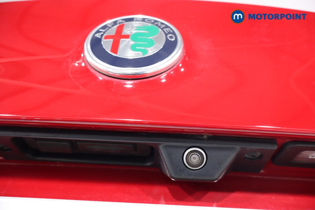 Alfa Romeo Giulia Lusso Ti Automatic Diesel Saloon - Stock Number (1568494) - 34th supplementary image