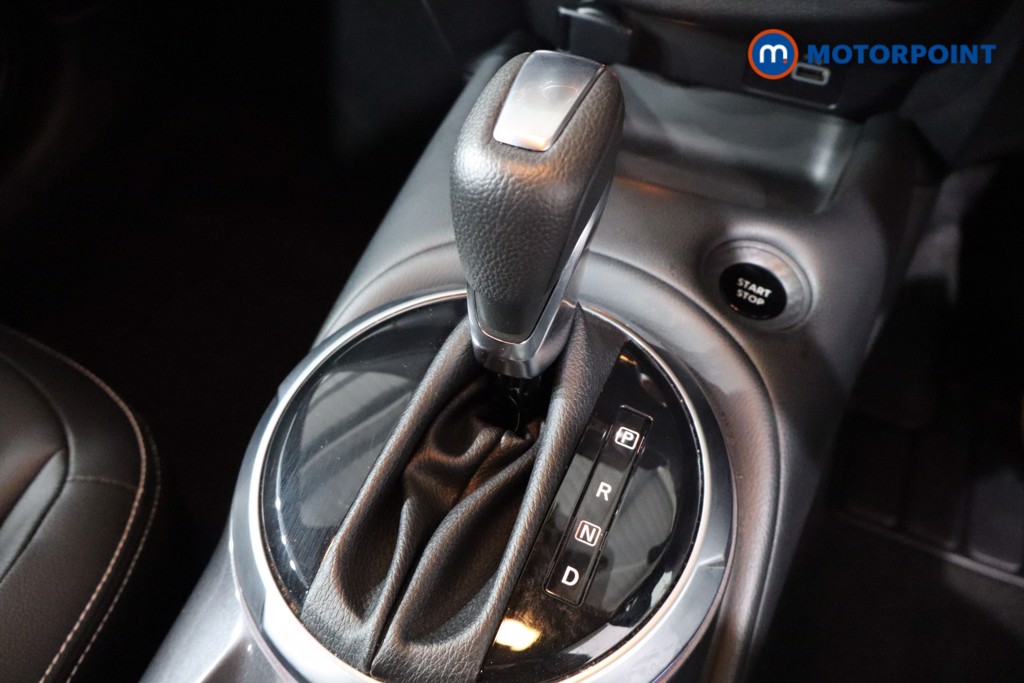 Nissan Juke Tekna Automatic Petrol-Electric Hybrid SUV - Stock Number (1568688) - 14th supplementary image