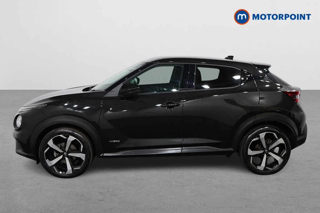 Nissan Juke Tekna Automatic Petrol-Electric Hybrid SUV - Stock Number (1568688) - Passenger side