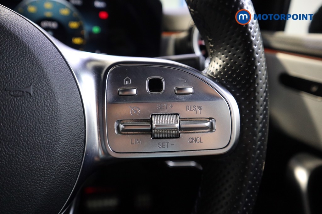 Mercedes-Benz A Class Amg Line Executive Edition Automatic Petrol Hatchback - Stock Number (1537663) - 5th supplementary image