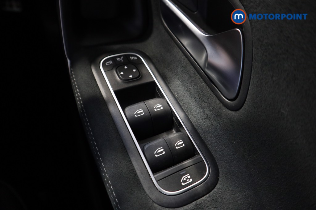 Mercedes-Benz A Class Amg Line Executive Edition Automatic Petrol Hatchback - Stock Number (1537663) - 6th supplementary image
