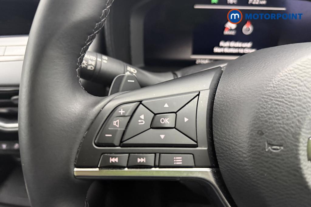 Nissan Juke N-Connecta Automatic Petrol SUV - Stock Number (1553913) - 14th supplementary image