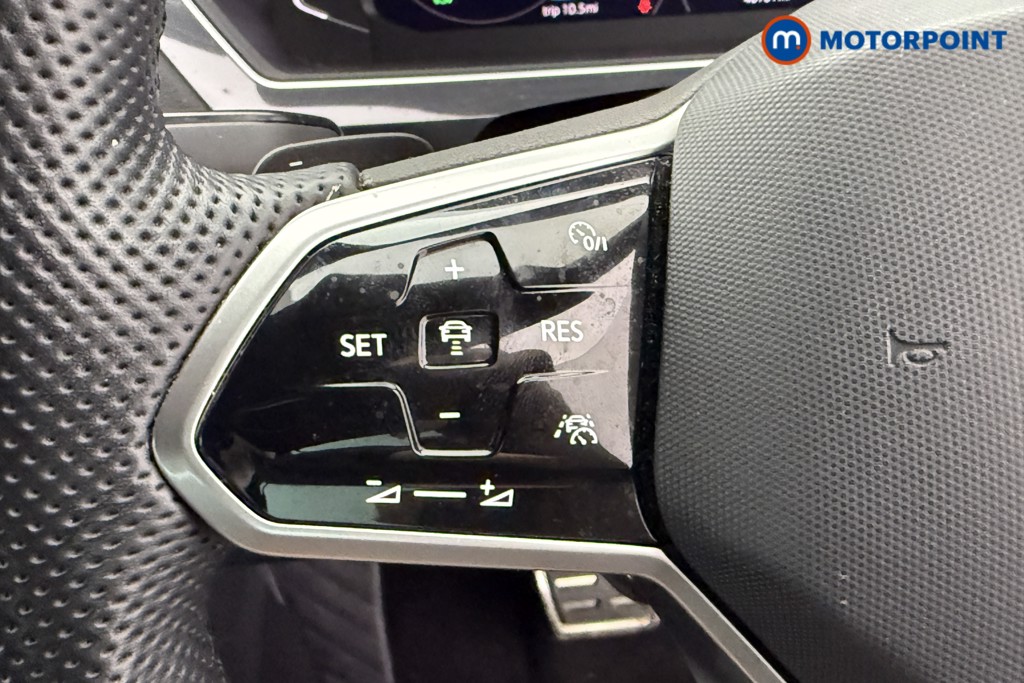 Volkswagen Tiguan R-Line Automatic Petrol SUV - Stock Number (1554904) - 14th supplementary image