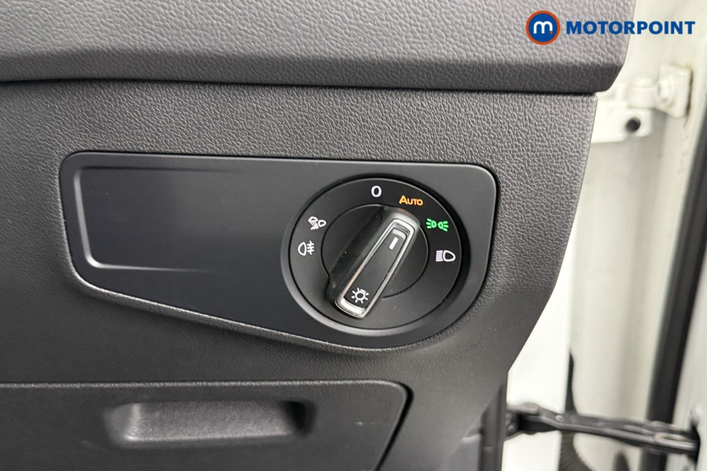 Volkswagen Tiguan R-Line Automatic Petrol SUV - Stock Number (1554904) - 16th supplementary image
