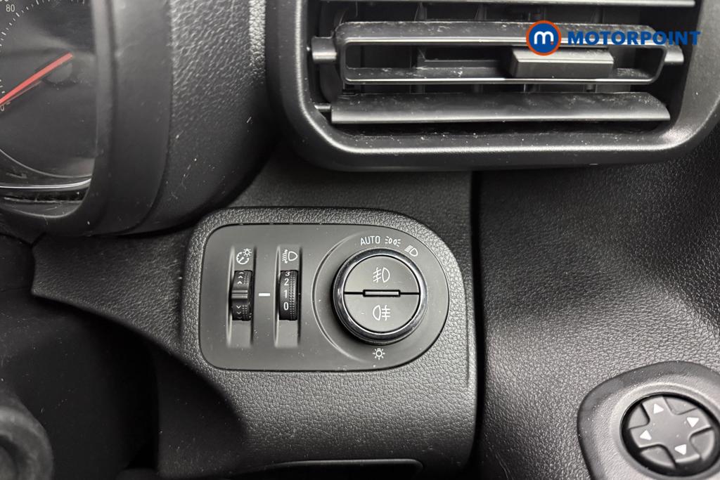 Vauxhall Combo Life Energy Manual Diesel People Carrier - Stock Number (1557612) - 17th supplementary image