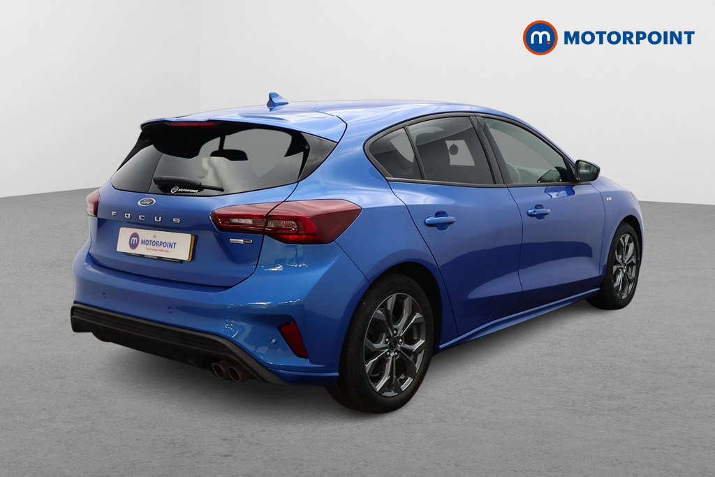 Ford Focus St-Line Edition Manual Petrol-Electric Hybrid Hatchback - Stock Number (1558486) - Drivers side rear corner