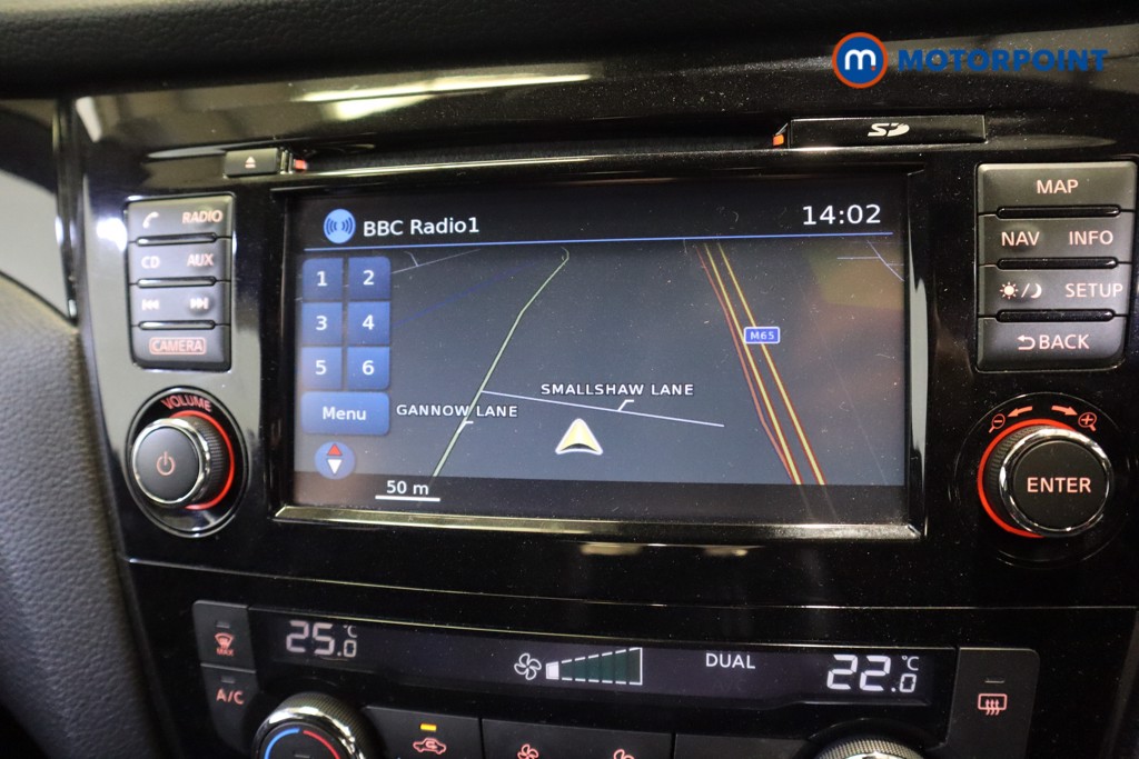 Nissan Qashqai N-Vision Manual Diesel SUV - Stock Number (1559824) - 2nd supplementary image