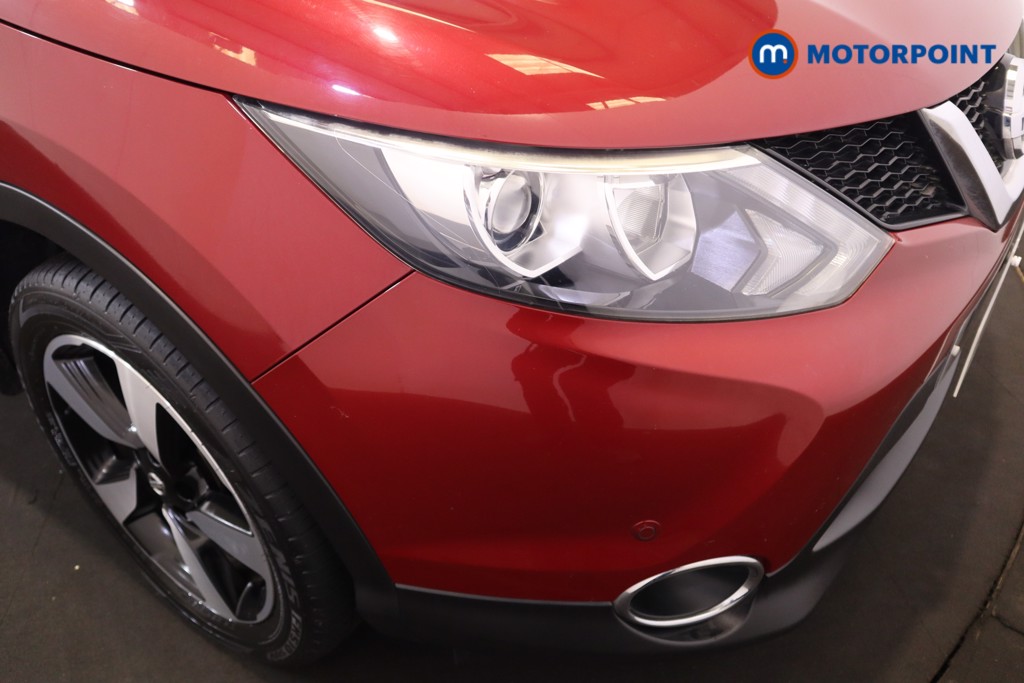 Nissan Qashqai N-Vision Manual Diesel SUV - Stock Number (1559824) - 21st supplementary image